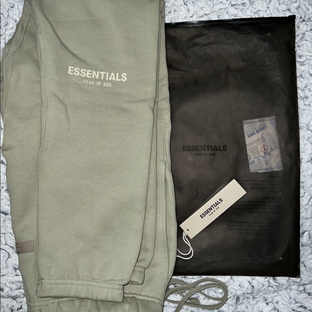 Essentials-Fear Of God Joggers